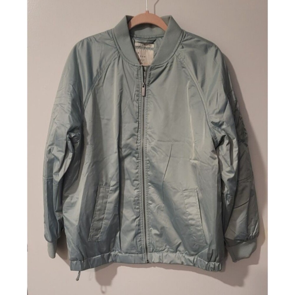 A New Day Womens Sz M Oversized Bomber Jacket Light Blue Casual Layering Zip